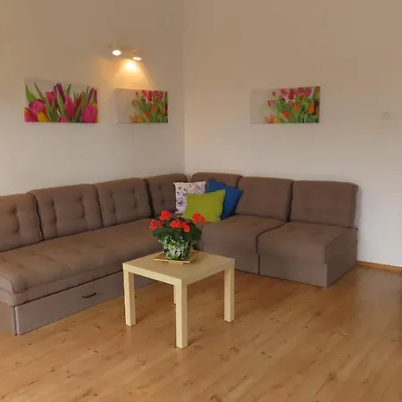 Toni Apartment