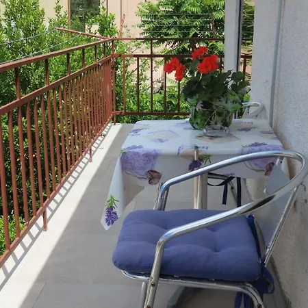 Toni Apartment